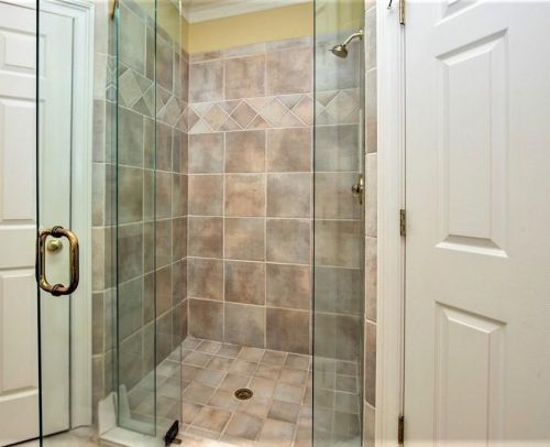 205 Fieldsborn Ct, Atlanta GA  30328-1039 exterior