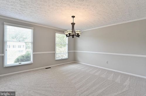8407 Paige Glen Ave, Springfield VA  22152-3543 exterior