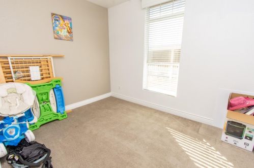 900 Old Stockton Rd, Valley Home CA 95361-2668 exterior