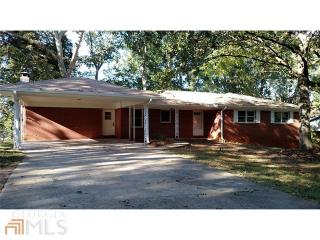 3623 Cochran Rd, Gainesville, GA 30506-3636