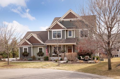 2488 Fieldstone Curv, Saint Paul MN  55129-6209 exterior