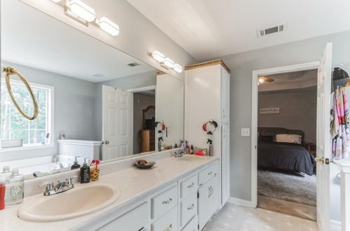 200 Kerry Dr, Big Canoe GA  30143-8378 exterior