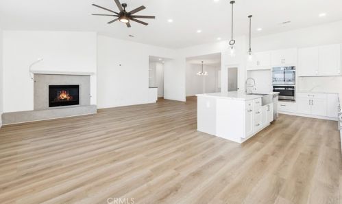 44410 Nighthawk Pass, Temecula CA  92592-1315 exterior