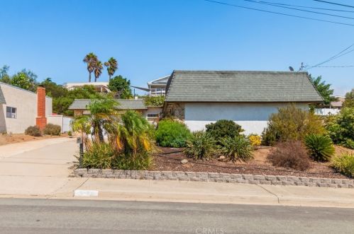1658 Saddlehorn Dr, San Marcos, CA 92069-1321