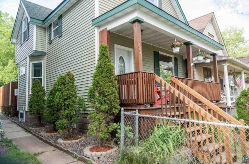 2817 Wicklow St, Duluth MN  55806-1415 exterior