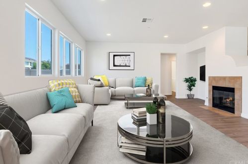 1930 Castlegate Ln, Redlands, CA 92374-1635