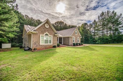 1040 Brenda Ln, Madison, GA 30650-5254