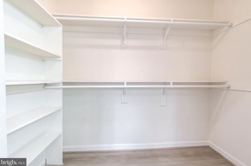 8527 Bauer Dr, Springfield VA  22152-2345 exterior