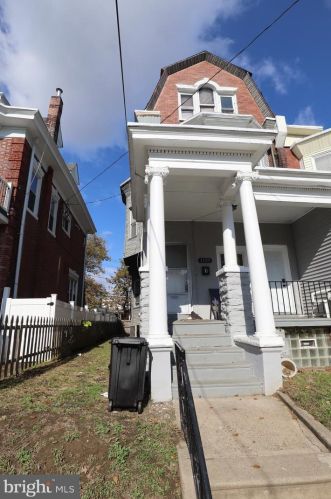 1127 Duncannon Ave, Philadelphia, PA 19141-2841