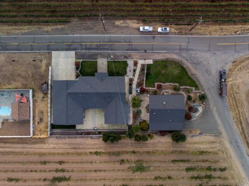 2000 Sanford Rnch Rd, Ukiah CA 95482-5251 exterior