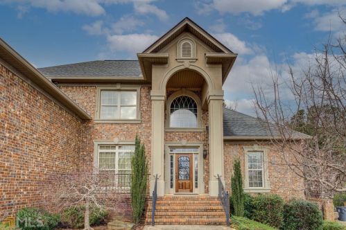 117 Limbaugh Valley Dr, Mcdonough, GA 30252-4227