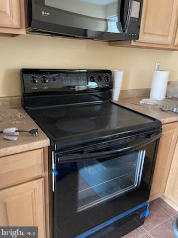 3720 17th St, Philadelphia, PA 19140-3531