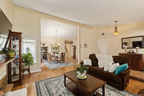 5 Fulton, Irvine CA  92620-3349 exterior