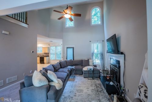 408 Harris Manor Dr, Atlanta GA  30311-2118 exterior