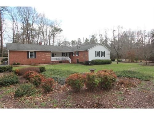 7271 Nelson Dr, Zanoni, VA 23061-4027