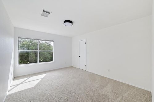 8029 Evadean Cir, Austin TX  78745-8004 exterior