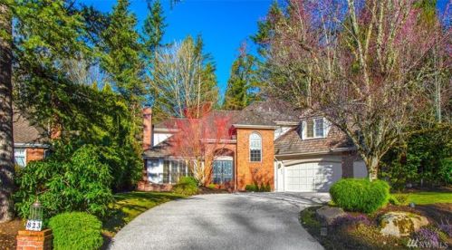 823 258th Ave, Redmond, WA 98074-7353