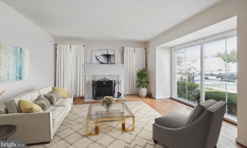107 Holt Ave, Trenton, NJ 08619-1603