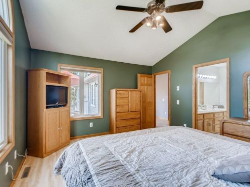 3231 Black Oak Dr, Saint Paul MN  55121-2334 exterior