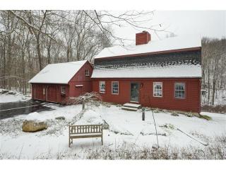 120 Gungy Rd, Colchester, CT 06420-3921