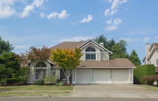 802 Mtn View Ave, Tacoma, WA 98406-1052