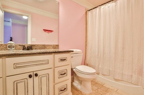 360 Cameron Ridge Dr, Atlanta GA  30328-4710 exterior