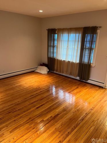 51 Mcguire St, Metuchen NJ  08840-2843 exterior