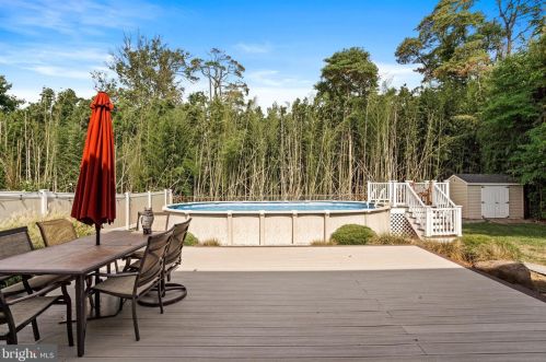 80 Clearview Ave, Trenton NJ  08619-1216 exterior