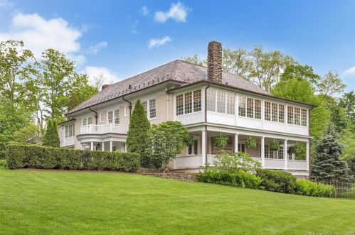 56 Calhoun Dr, Greenwich, CT 06831-4438