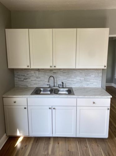 1567 Karr St, Springfield, OH 45503-3029