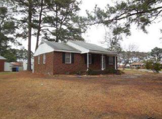 1006 White Pine Dr, Chesapeake, VA 23323-3613