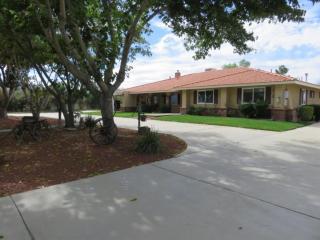 35731 116th St, Pearblossom, CA 93553-3005