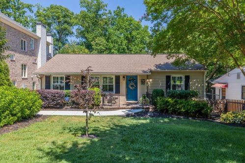 2613 Dogwood Ter, Atlanta, GA 30319-3241