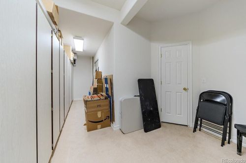 51 Cherry Hl Farm Dr, Englewood CO 80113-7169 exterior