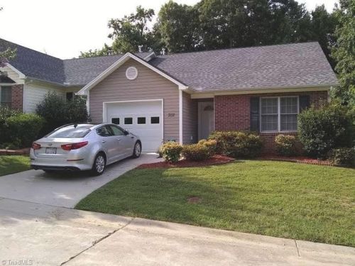 350 Stowe Ave, Asheboro NC  27203-6483 exterior