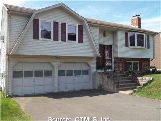 33 Elliott Ln, Hartford, CT 06111-1717