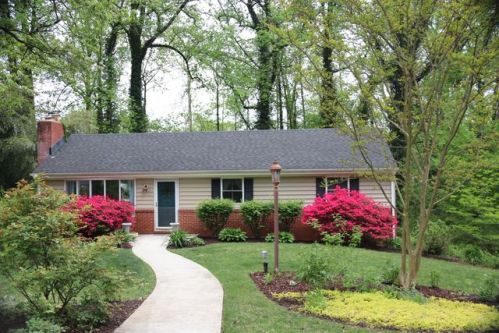 1303 Circle Dr, Arnold, MD 21012-2226