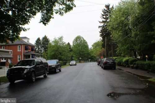 1309 Rose Ave, Lancaster PA  17601-4323 exterior