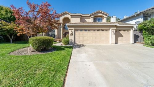 9613 Deep Water Ln, Stockton, CA 95219-4963