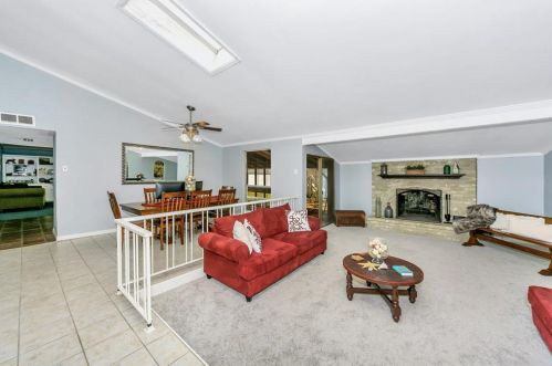 413 Thistle Dr, Garland TX 75043-3236 exterior