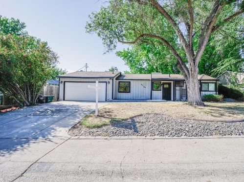 8309 Mondon Way, Citrus Heights, CA 95662-3213