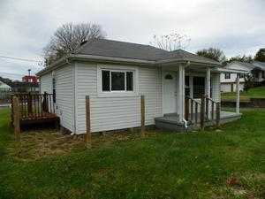 118 4th Ave, Baxter, TN 38544-5240