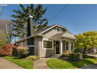 1803 Yukon St, Portland, OR 97202-5322