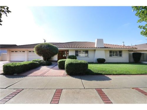210 14th St, Upland, CA 91786-3248
