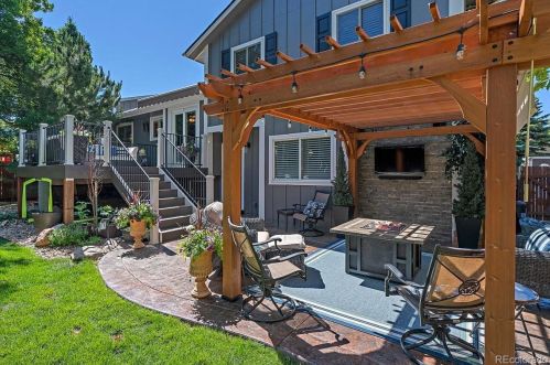 6163 Mineral Dr, Englewood CO 80112-3306 exterior