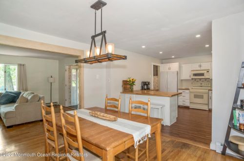 345 Princeton Ave, Berkeley Township NJ  08721-2321 exterior