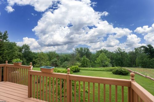 13 Red Bud Ln, Green Brook, NJ 08812-1821