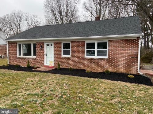 23 Plymouth Ave, Lancaster, PA 17602-3941
