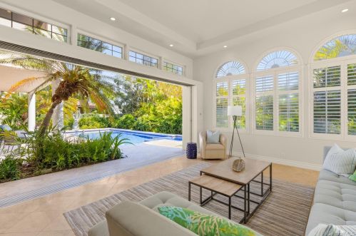 4753 Farmers Rd, Honolulu HI  96816-5443 exterior