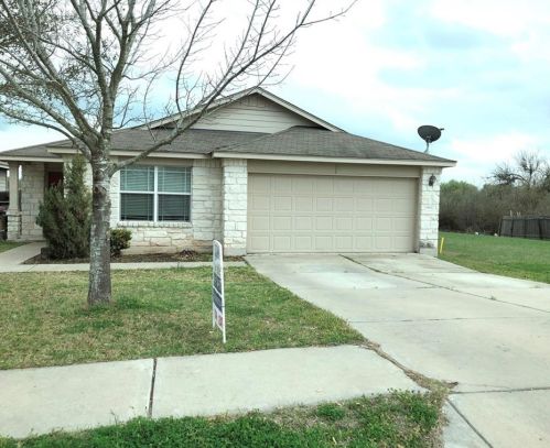 18612 Great Falls Dr, Webberville, TX 78653-5396